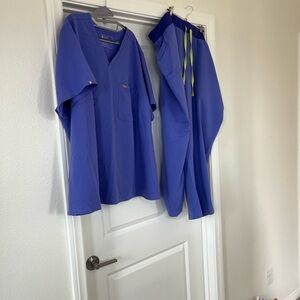 Figs Technical Collection Scrub Set